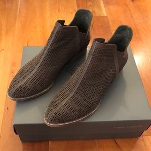 Vince Camuto Celena Bootie Size 9